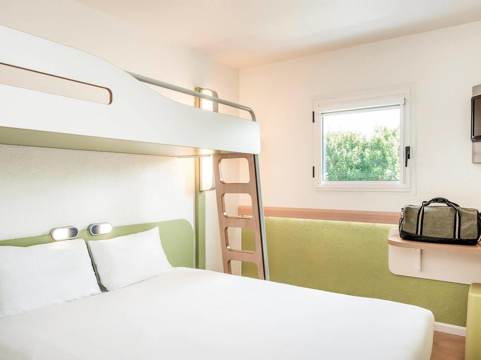 Ibis Budget Argenteuil Bords De Seine Exteriör bild